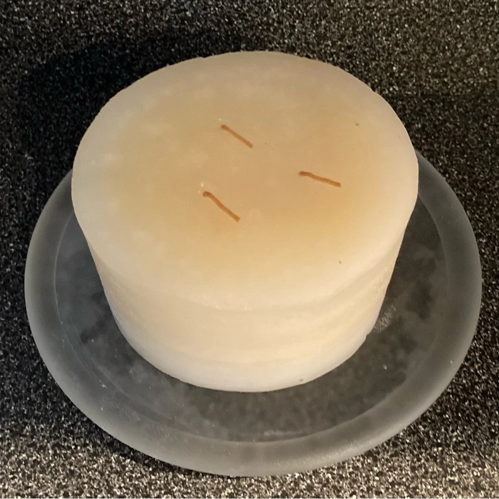 NWOT large unscented cream colored 3 wick candle + frosted glass candle holder